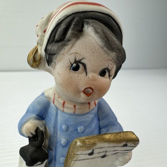 Vintage 1980 MWC Taiwan Ceramic Caroler Bell Figurine Boy Lantern Cat Christmas - Picture 2 of 10
